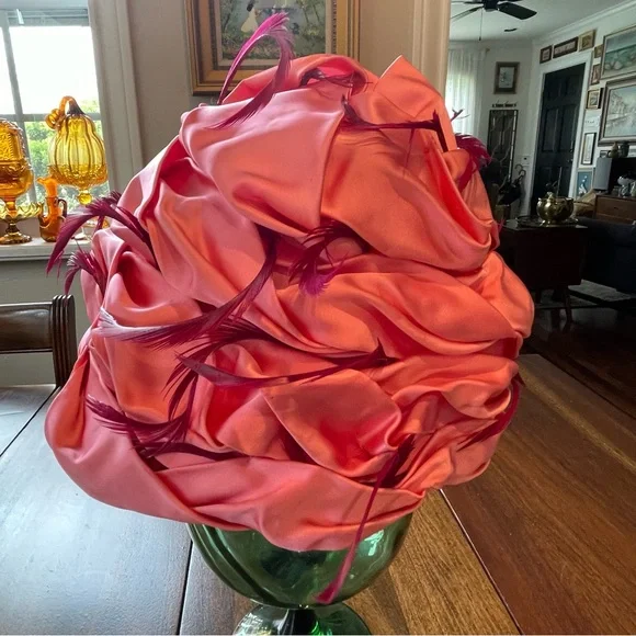 1960’s CHRISTIAN DIOR  FEATHER TURBAN - Picture 2 of 16